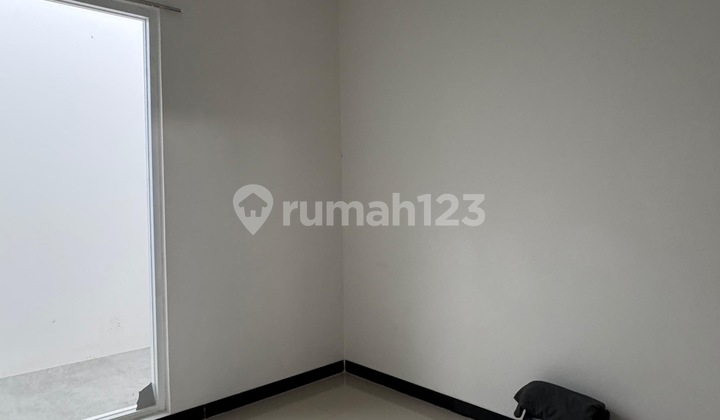 Disewakan rumah cantik cocok untuk pasangan muda di Taman Kopo Indah Bandung