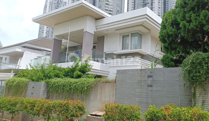 Assets Luxury House Central Distric West Jakarta