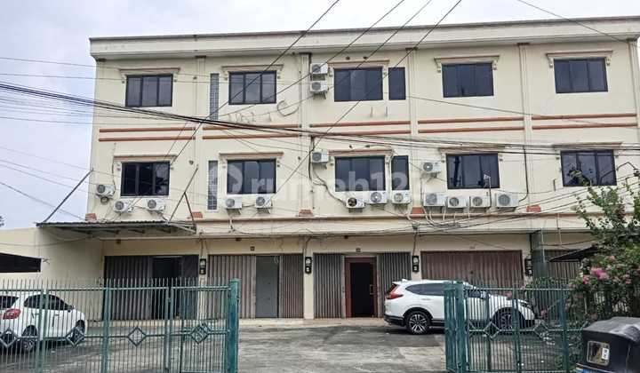 For Rent: Tomang Shophouse, Series 5 Unit, Unfurnished