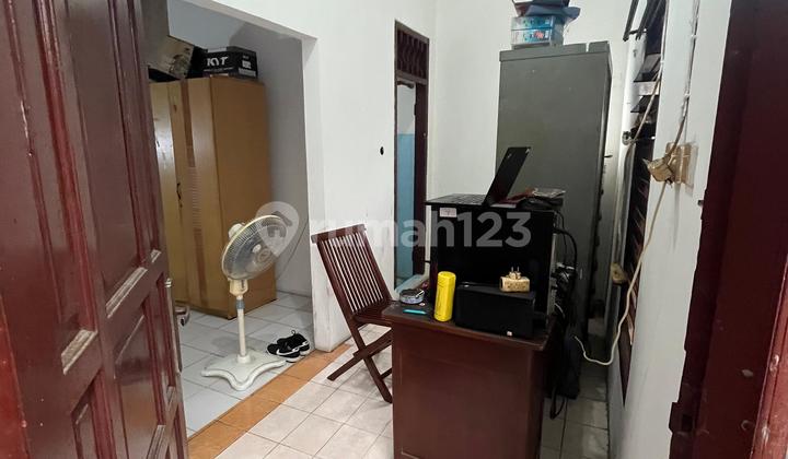 For Sale Nice Mezzanine House in Plumpang, North Jakarta