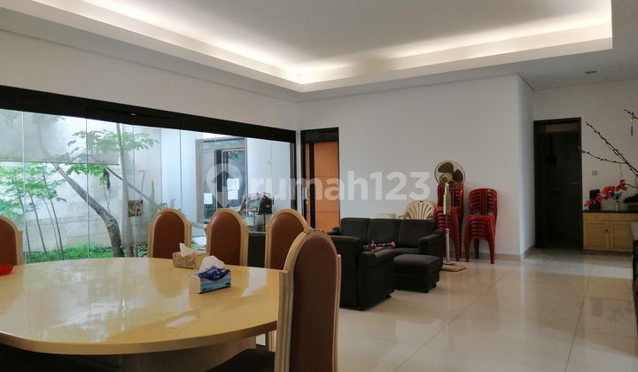 Pajajaran Wing House, Pandu Street, Bandung. 2