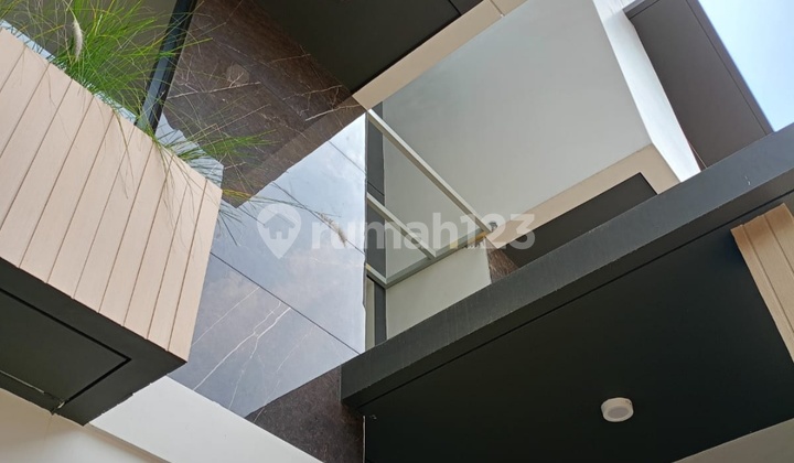 New Modern Minimalist House in Setraduta Regency Bandung 2
