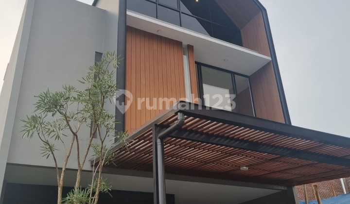 Rumah Baru Developer Setraduta Bandung 1