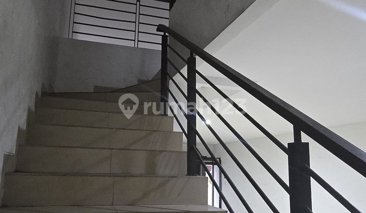 For Rent Strategic Shop House in Batununggal Bandung Suitable for All Businesses 2