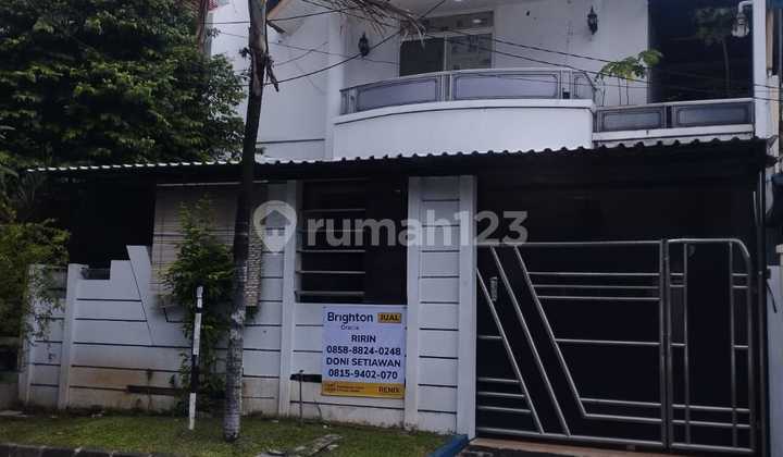 Dijual Rumah Pinggir Jalan 2 Lantai di Semanan, Jakarta Barat. Dijual Rumah Pinggir Jalan 2 Lantai di Semanan, Jakarta Barat.
