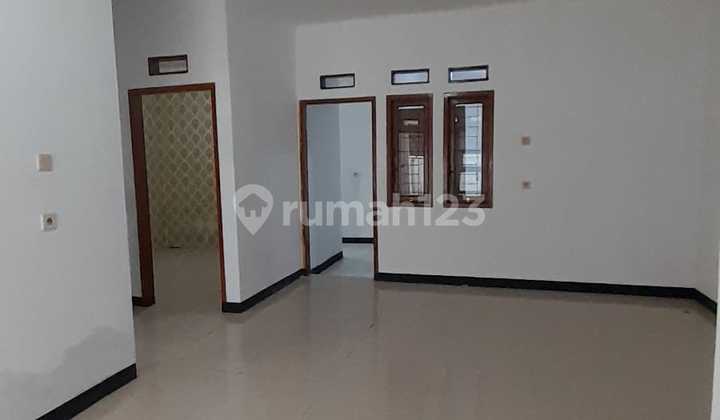 Disewakan Rumah Dekat Stt Telkom – Permata Buah Batu, Bandung 2