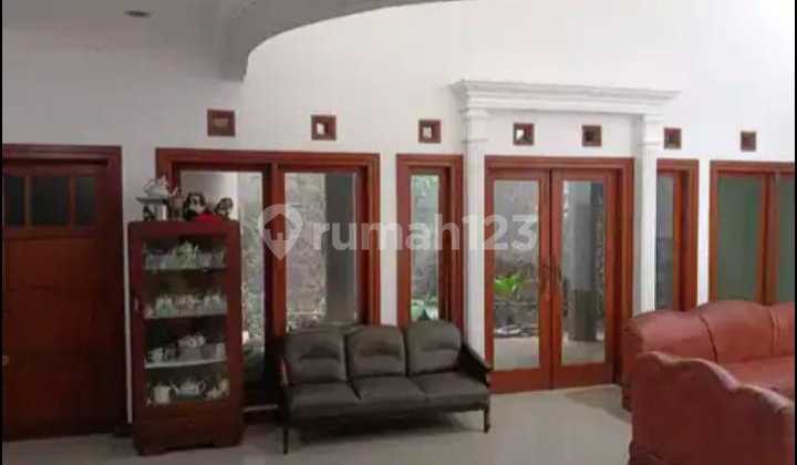 Dijual Rumah 3 Lantai Di Kawasan Tegalega – Bandung 2