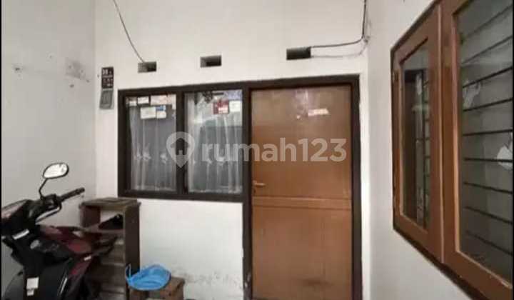 Dijual Rumah 2 Lantai – Tubagus Ismail, Bandung 1