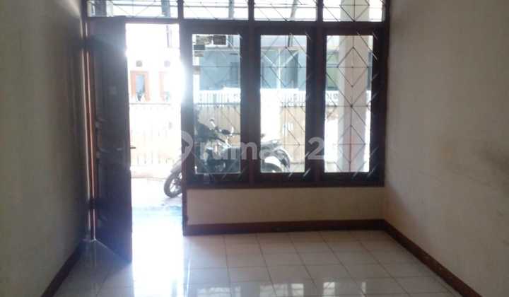 Rumah 2lt Bagunan Lama Kokoh Siap Huni Komplek Indramayu Antapani