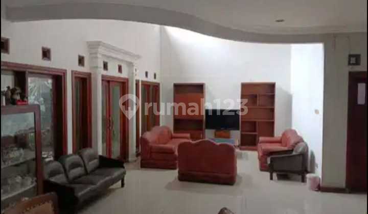 Dijual Rumah 3 Lantai Di Kawasan Tegalega – Bandung Dijual Rumah 3 Lantai Di Kawasan Tegalega – Bandung