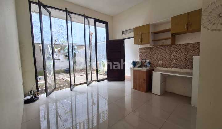 Ready-to-Occupy House in Arcamanik