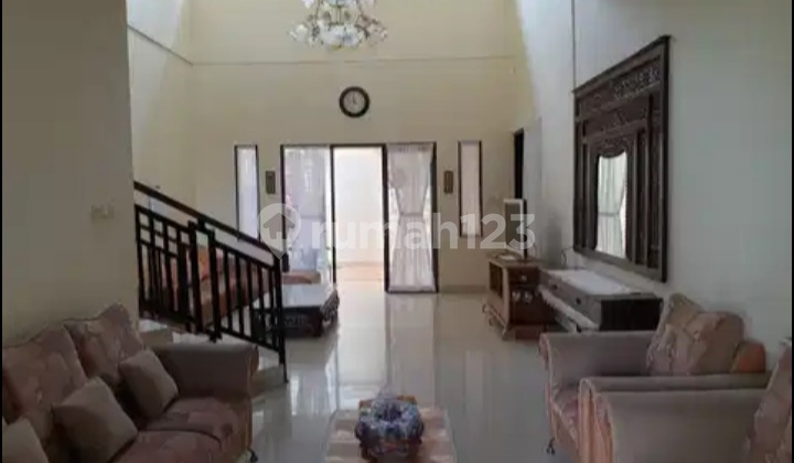 Disewakan Rumah Semi Furnished Di Komplek Setiabudi Regency  1