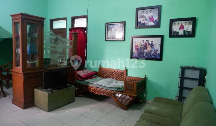 For Sale: House + Commercial Space in Sentosa Asih Cipamokolan 2