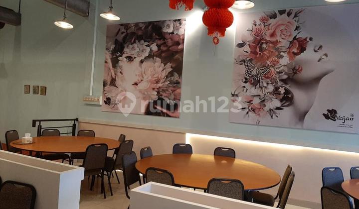 Ruko / Resto Siap Pakai Full Furnished Batununggal Mainroad