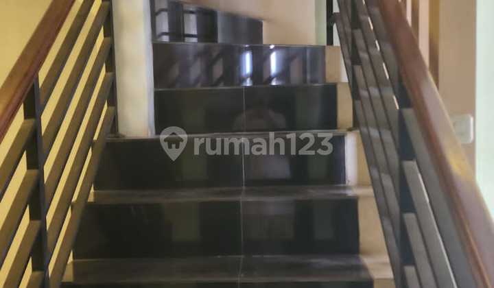 Disewakan Rumah Nyaman Di Komplek Buahbatu Regency – Bandung 2