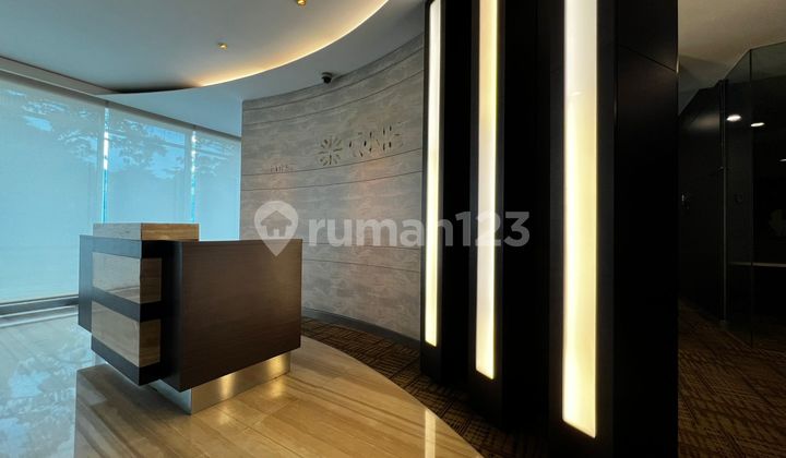 3-Story Ex-Bank Building Ready for Use Main Road Dago 3-Story Ex-Bank Building Ready for Use Main Road Dago