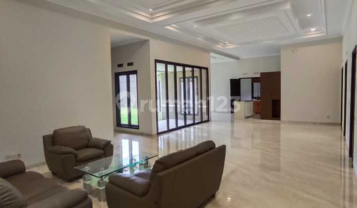 Rumah Mewah Elit di KBP Kota Baru Parahyangan, Bandung