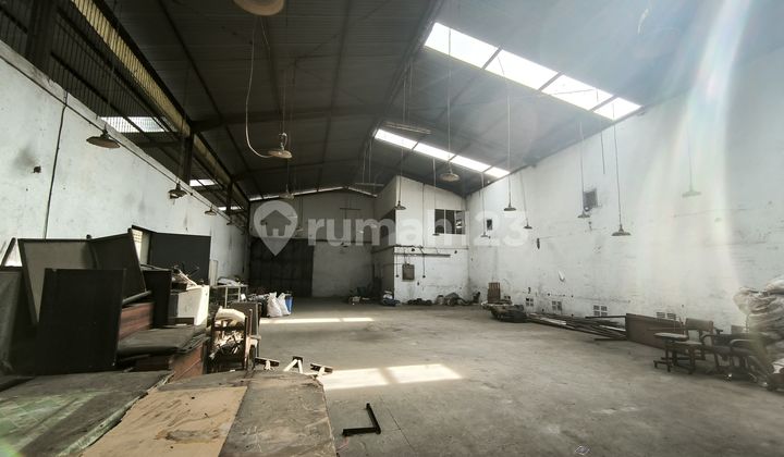 gudang dan rumah Sayap Nanarohana Bandung Kulon 1