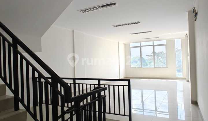Ruko 3 Lantai Ruby Commercial Summarecon Bandung