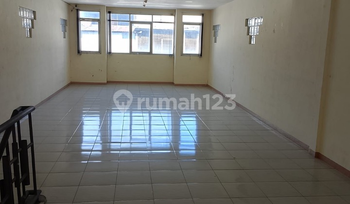 Ruko 4 Lantai Strategis di Kebonjati, Bandung