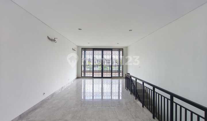 New 2-Story Shophouse at Neo Plaza in Podomoro Park Bandung, Bandung 2