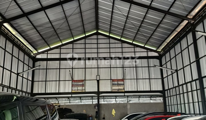 For Rent: Ready-to-Use Warehouse on Second Road, West Gatsu