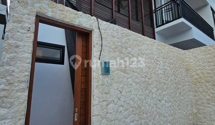 Villa Baru Premium Dilingkungan Bersih Dan Asri