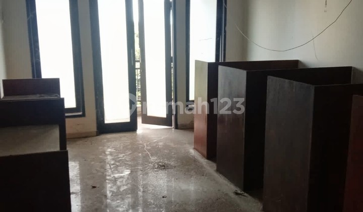 Sold or Leased: 3-Storey Shop House in Central Denpasar