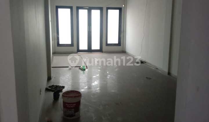 Rental or Sale 3-Story Shop House Rental or Sale 3-Story Shop House