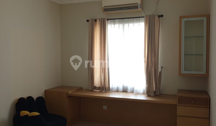 Dijual Cepat Rumah Siap Huni di Cluster Crystal Timur Summarecon Serpong 2