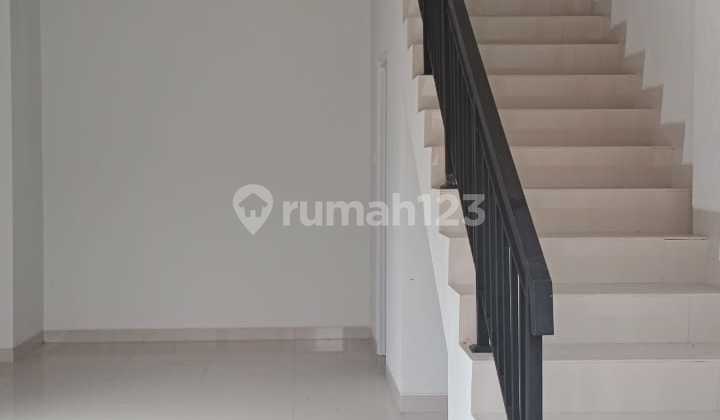 Disewakan Ruko Yc Hub Bsd City Lokasi Strategis Ready Bulan Januari 2026 Disewakan Ruko Yc Hub Bsd City Lokasi Strategis Ready Bulan Januari 2026