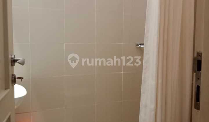 Dijual Cepat Rumah Siap Huni di Cluster Aquamarine Phg Summarecon Serpong 2