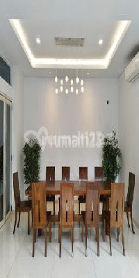 Rumah Lux Furnished Di Tatar Larangtapa di Kota Baru Parahyangan