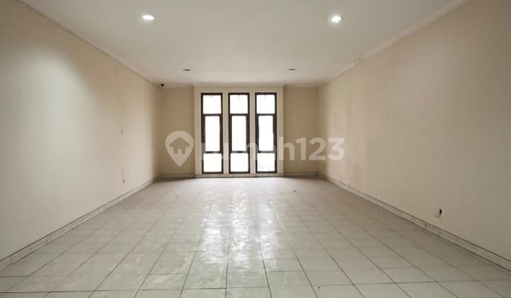 Ruko Dulatip 3 Lantai terletak di Jalan Utama Mainroad Bandung Ruko Dulatip 3 Lantai terletak di Jalan Utama Mainroad Bandung