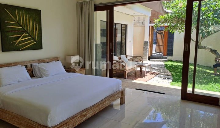Rumah Villa Furnished Umalas Bumbak, Badung, Bali