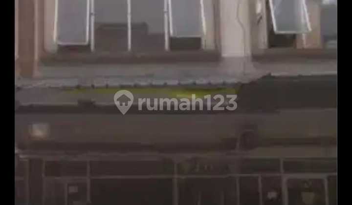 For Rent Cheap 3-Story Shop House Clean Market Sentul City For Rent Cheap 3-Story Shop House Clean Market Sentul City