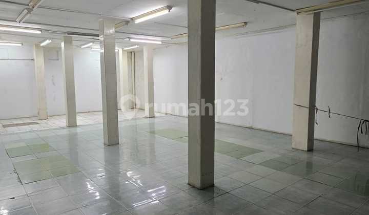 Ready-to-Use 2-Story Shop House Suitable for Minimarket near KCIC Area / Rancaekek Station.