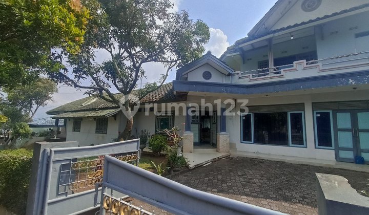 Villa House in Cileunyi Complex, Bandung