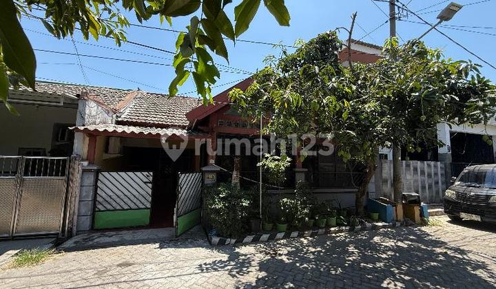 Rumah di Taman Pondok Indah Surabaya Rumah di Taman Pondok Indah Surabaya