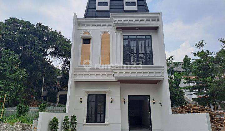 Rumah Gaya American Classic Dekat Kampus Ternama, Di Jaksel, Shm 1