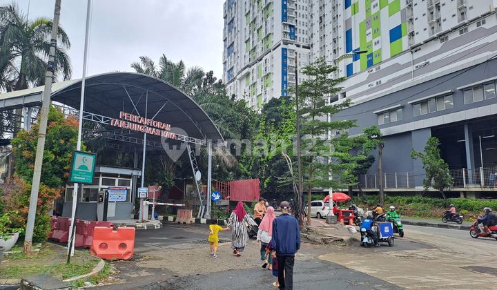 Strategic Rukan in Tanjung Barat, South Jakarta 2