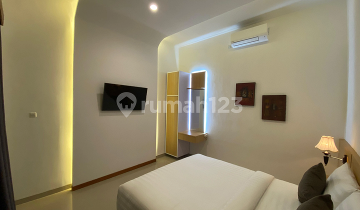 Rent a Semi-Luxury 2BR Villa, Swimming Pool & Rice Field View in Mambal