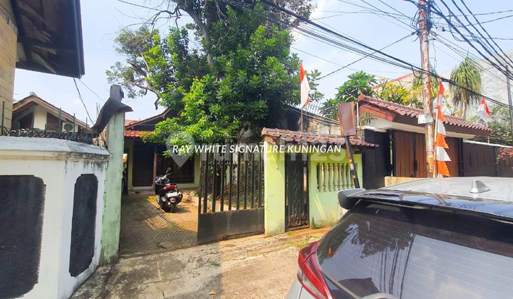 Rumah Lama Hitung Tanah di Jl Komplek DDN