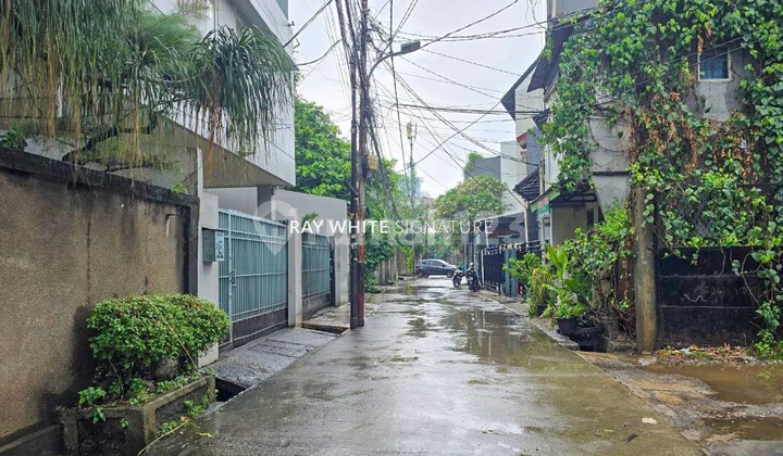Rumah Kost 3 Lantai di Setiabudi Cocok Untuk Investasi 2