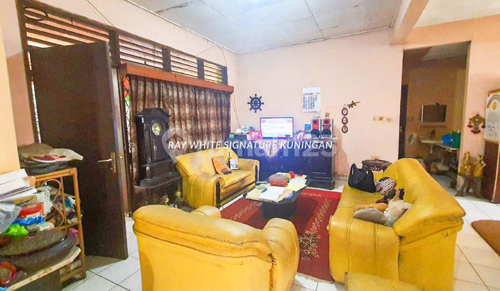 Rumah Lama Hitung Tanah di Jl Komplek DDN 2