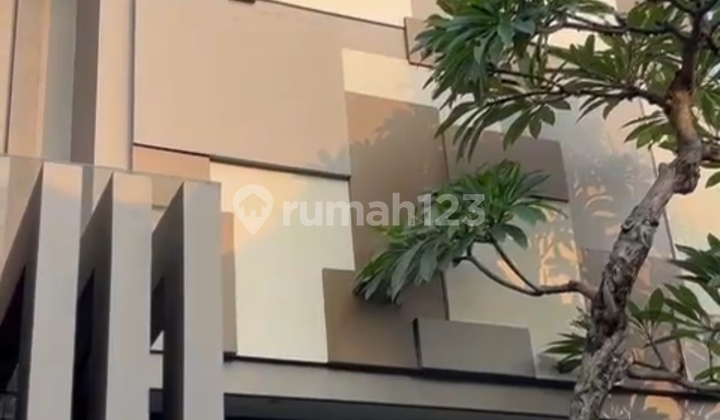 Rumah Siap Huni 3 Lt Full Furnished 2