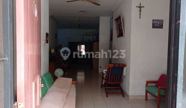 Dijual Rumah Victoria Park Karawaci, Tangerang 2