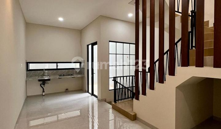 Dijual Rumah Brand New di Tomong, Jakarta Barat 5x18 Dijual Rumah Brand New di Tomong, Jakarta Barat 5x18