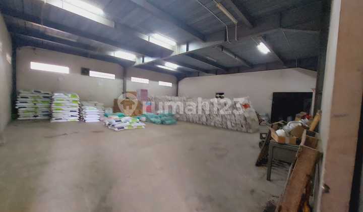 Warehouse for Rent on Iskandar Muda Street, Neglasari