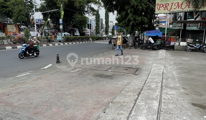 Dijual Tanah di Pinggir Jalan Raya, Meruya Utara Dijual Tanah di Pinggir Jalan Raya, Meruya Utara